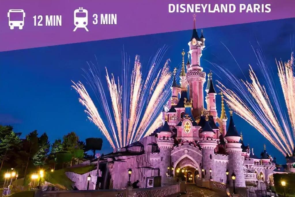 S10 Disney Shopping Center Serris Exterior foto